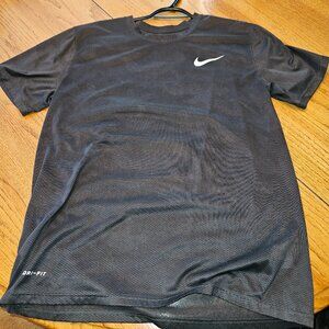 Nike Large T-Shirt